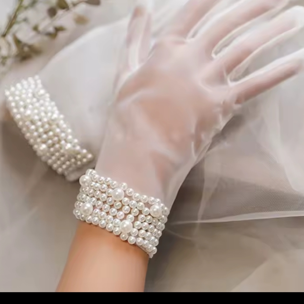Elegant White Pearl-Embellished Gloves